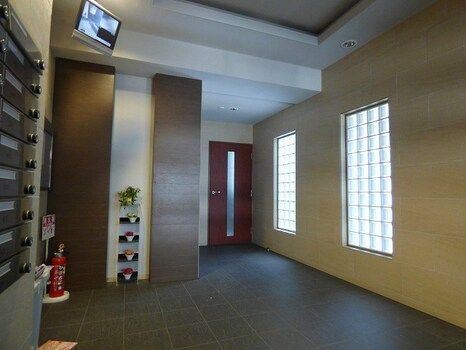 1LDK Apartment for Rent in Hakata-ku, Fukuoka City - Thumbnail 2