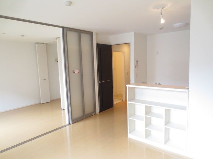 2LDK Apartment for Rent in Imajuku-Nishi, Fukuoka City - Thumbnail 3