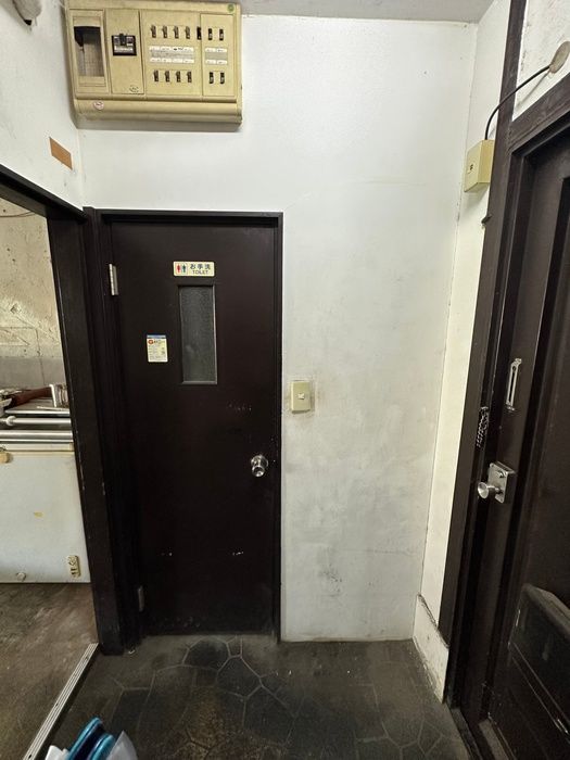 Spacious 1R Apartment for Rent in Jonan Ward, Fukuoka City - Thumbnail 2
