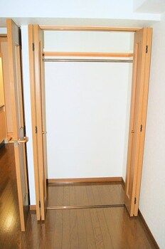 1K Apartment for Rent in Hakata Ward, Fukuoka City - Thumbnail 2