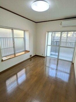 3DK Apartment for Rent in Kami-Saginomiya, Nakano, Tokyo - Thumbnail 2