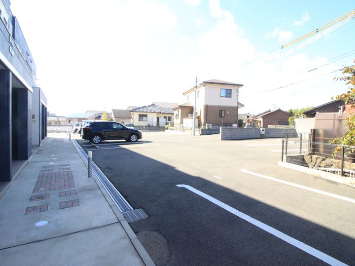 2LDK Apartment for Rent in Yahatanishi Ward, Kitakyushu City - Thumbnail 3