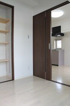 1DK Apartment in Miyakojima Ward, Osaka - 26m² Near Tenmabashi - Thumbnail 4