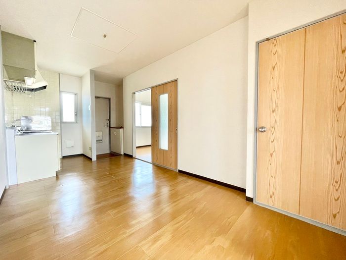 3DK Apartment for Rent in Kitakyushu, Fukuoka - 52.17 sqm - Thumbnail 4