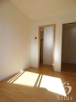 1LDK Apartment for Rent in Kadoma, Osaka Near Kayashima Station - Thumbnail 3