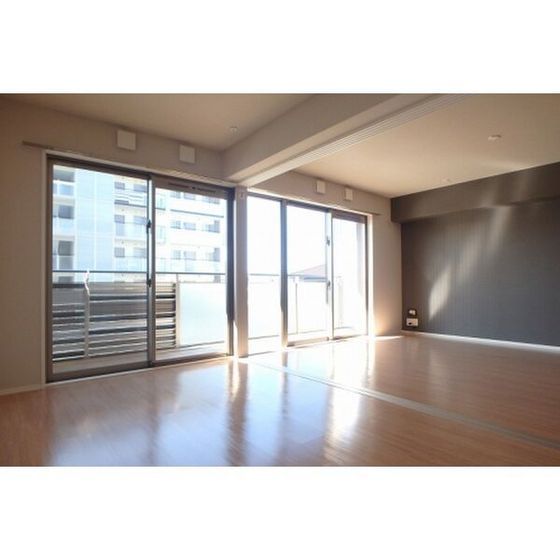 New 2LDK Apartment in Minami Ward Fukuoka City - Thumbnail 3