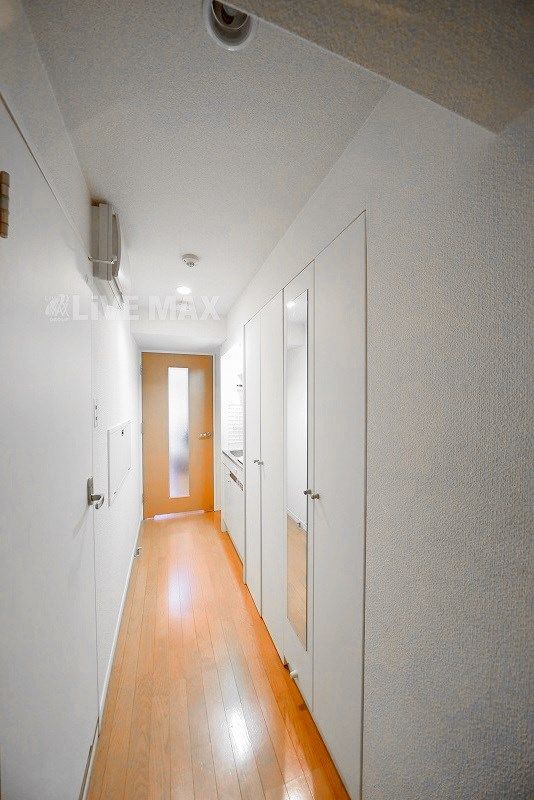 1K Apartment for Rent in Hakata-ku, Fukuoka - 23.49 m² - Thumbnail 3