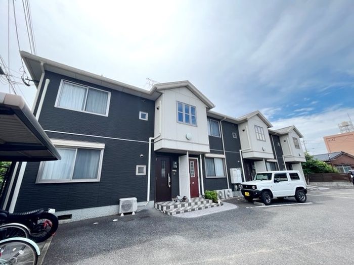 3LDK Apartment for Rent in Kokurakita-ku, Kitakyushu - Thumbnail 2