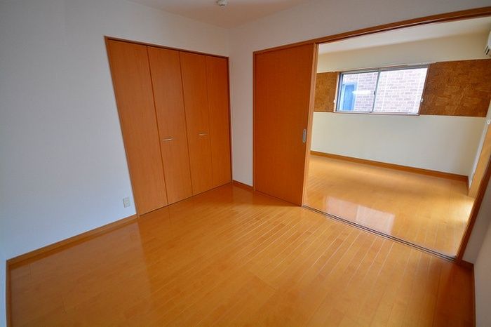 1LDK Apartment for Rent in Kokura Minami-ku, Kitakyushu - Thumbnail 4