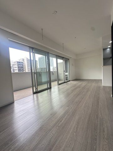 3LDK Apartment for Rent in Fukuoka Chuo Ward 70.36m² - Thumbnail 2