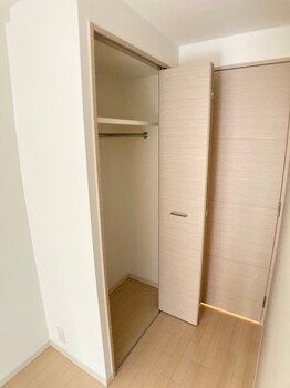 1K Apartment for Rent in Chuo-ku, Osaka City - Thumbnail 4