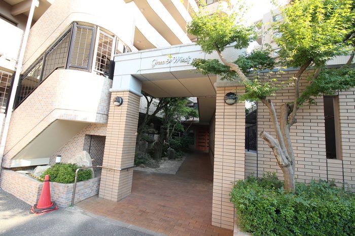 2LDK Apartment for Rent in Minami Ward, Fukuoka - Thumbnail 4