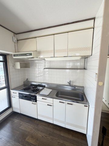 1LDK Apartment for Rent in Chuo Ward, Fukuoka City - Thumbnail 4