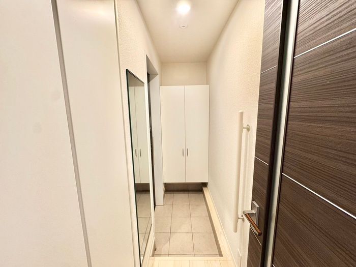 2LDK Apartment for Rent in Wakamatsu-ku, Kitakyushu - Thumbnail 3