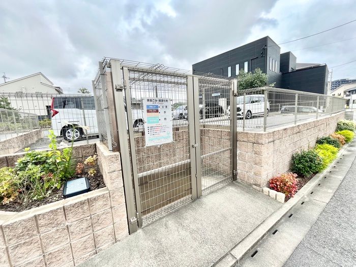 2LDK Apartment for Rent in Wakamatsu-ku, Kitakyushu - Thumbnail 2