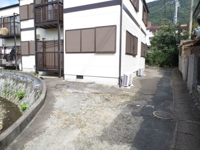 1K Apartment for Rent in Adachi, Kokurakita Ward, Kitakyushu - Thumbnail 3