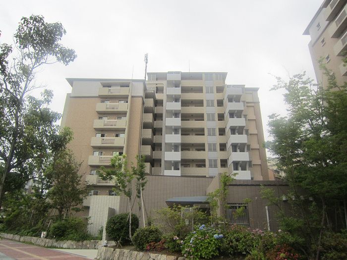 Prime Maison Teriha 2LDK Apartment in Higashi-ku, Fukuoka - Thumbnail 4