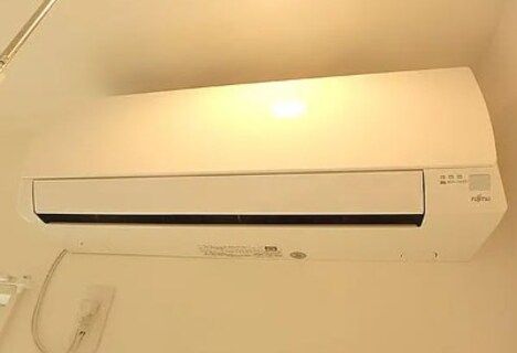 1R Apartment in Koto-ku, Tokyo - Grand Square Kameido - Thumbnail 3