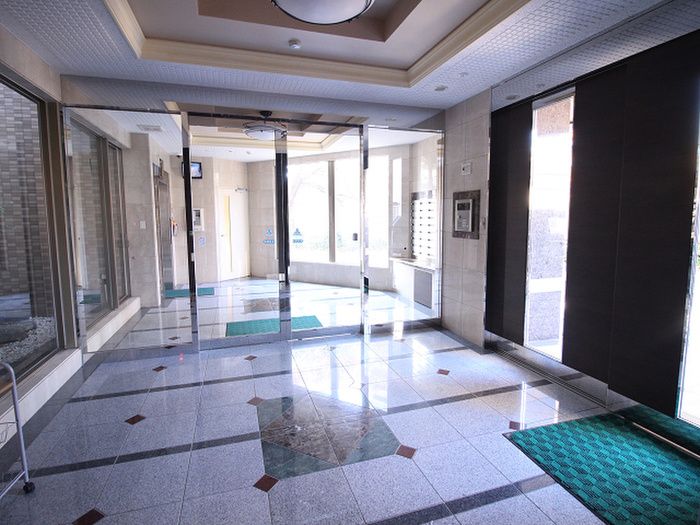 3LDK Apartment for Rent in Kokurakita-ku, Kitakyushu, 75m² - Thumbnail 3