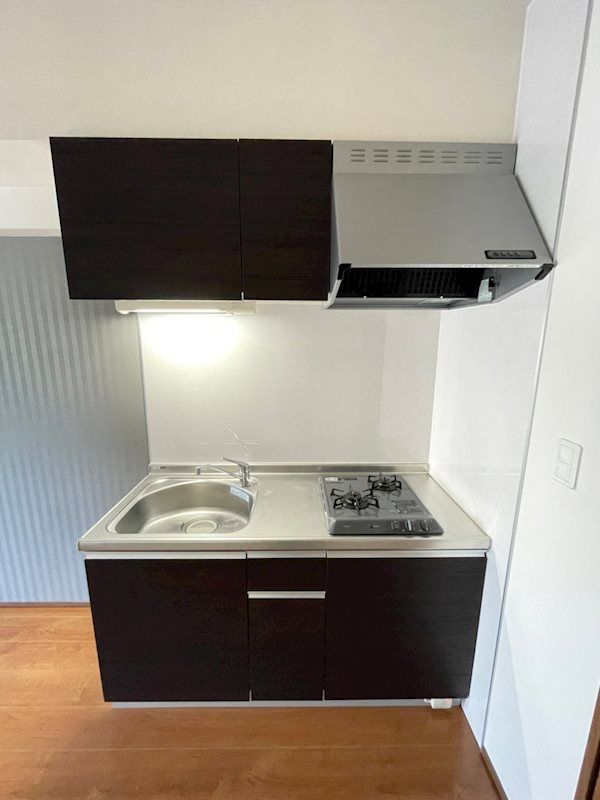 1DK Apartment for Rent in Hakata Ward, Fukuoka City - Thumbnail 3