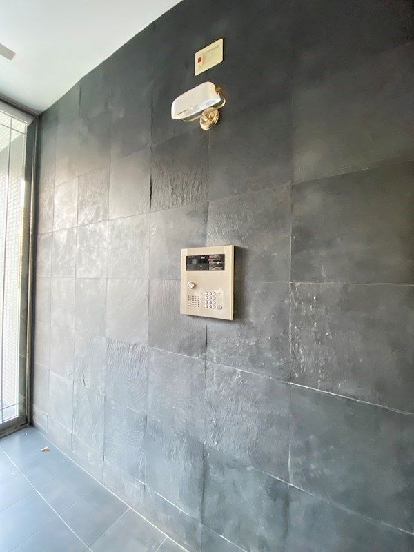 1K Apartment for Rent in Hakata Ward, Fukuoka City - Thumbnail 2