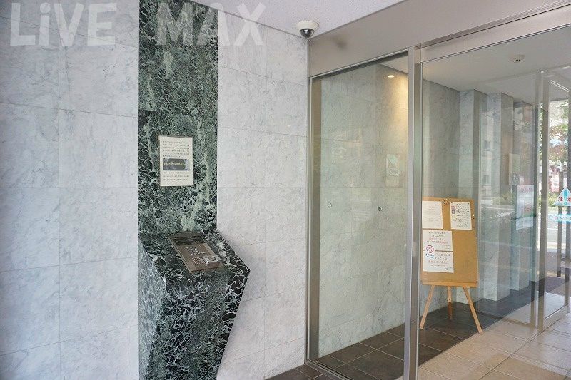 1K Apartment for Rent in Hakata-ku, Fukuoka – 24.96 sqm - Thumbnail 3