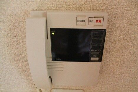 1LDK Apartment for Rent in Hakata Ward, Fukuoka – 41.7m² - Thumbnail 2