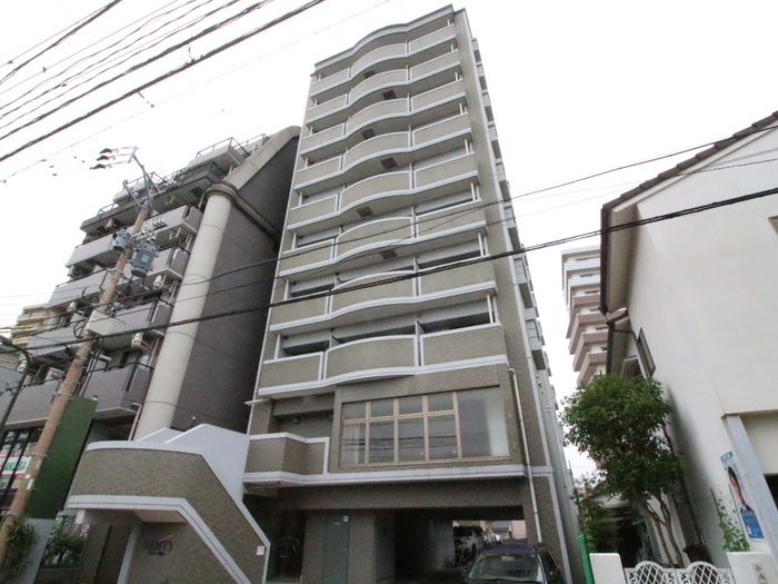 1K Apartment for Rent in Meinohama, Fukuoka City - Thumbnail 2