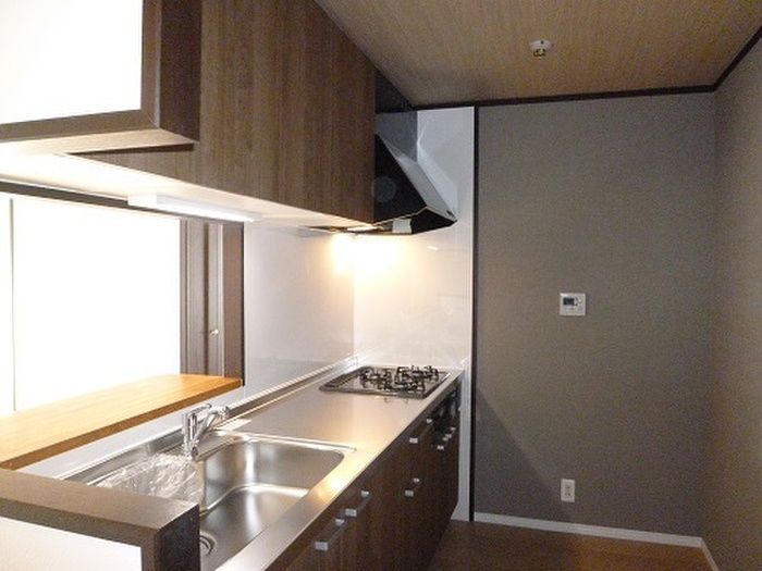 4LDK Apartment for Rent in Kokura Minami-ku, Kitakyushu - Thumbnail 4