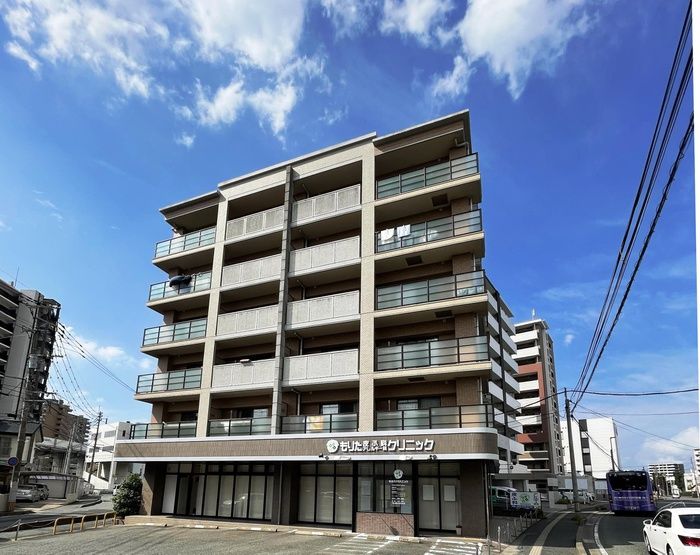 1LDK Apartment for Rent in Hakata-ku, Fukuoka - 38.8m² - Thumbnail 2
