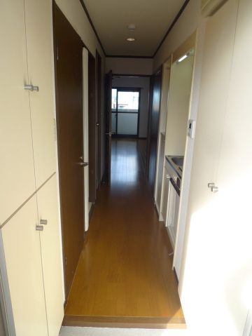 1K Apartment for Rent in Hakozaki, Fukuoka - Thumbnail 3