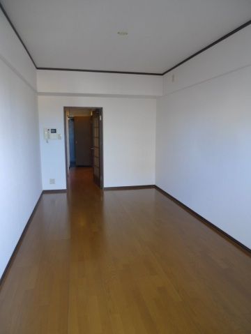 1K Apartment for Rent in Hakozaki, Fukuoka - Thumbnail 4