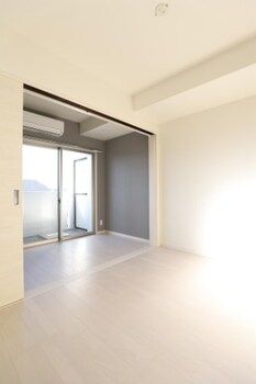 1LDK Apartment for Rent in Higashi Ward, Fukuoka City - Thumbnail 3