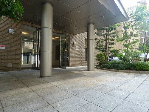 1LDK Apartment for Rent Near Hakata Station in Fukuoka - Thumbnail 3