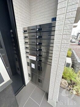 2LDK Apartment for Rent in Asahi Ward, Osaka - 72m² - Thumbnail 2