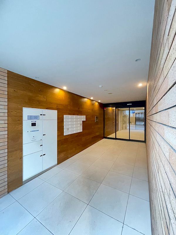 Modern 1LDK Apartment for Rent near Hakata Station, Fukuoka - Thumbnail 4