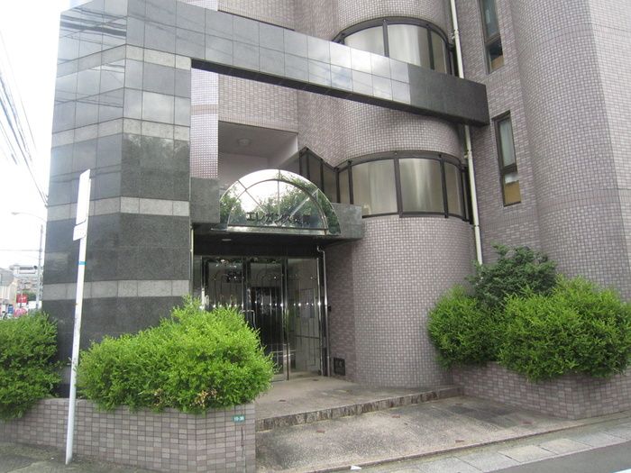 1LDK Apartment for Rent in Jonan Ward, Fukuoka - Thumbnail 3