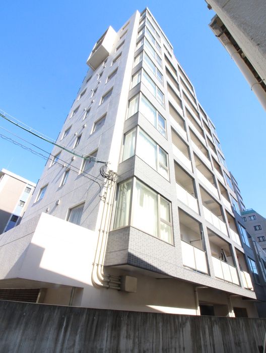 1LDK Apartment in Chuo-ku, Fukuoka - 53.68m² - Thumbnail 2