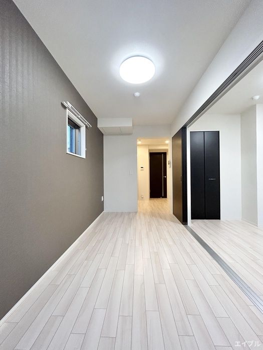 1LDK Apartment for Rent in Fukuoka City Sawara Ward - Thumbnail 2