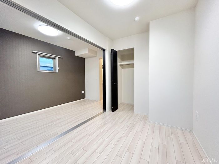1LDK Apartment for Rent in Fukuoka City Sawara Ward - Thumbnail 3