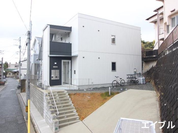 1K Apartment for Rent in Fukuoka City, Jonan Ward - Thumbnail 2