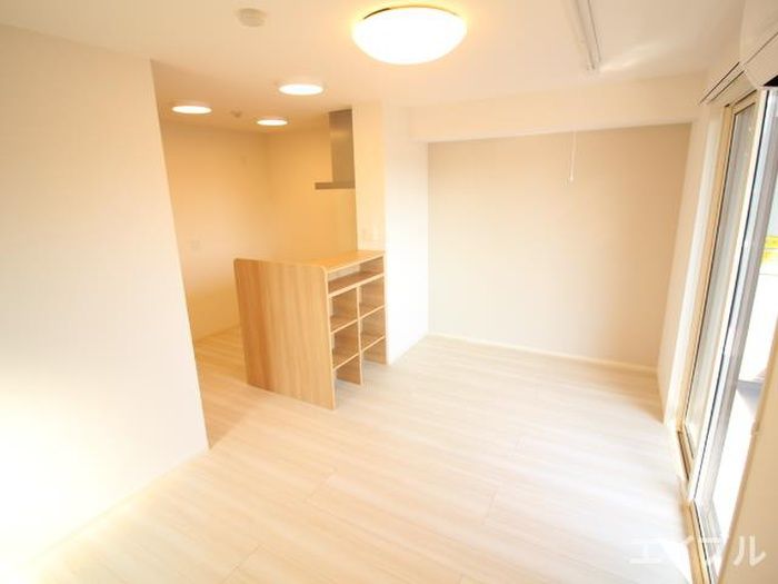 2LDK Apartment for Rent in Kokuraminami-ku, Kitakyushu, 56.67m² - Thumbnail 3