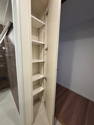 3LDK Apartment for Rent Near Ohori Park, Fukuoka City - Thumbnail 3