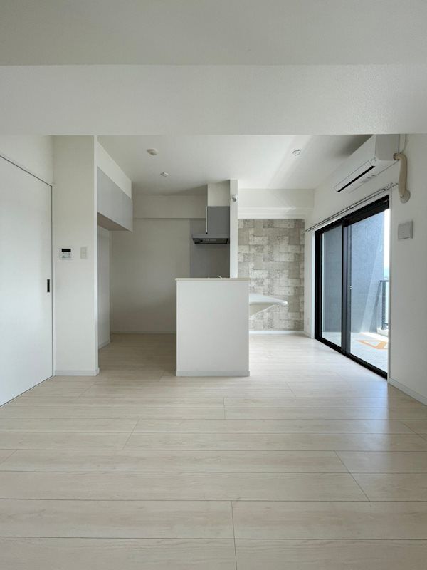 2LDK Apartment for Rent in Haruyoshi, Chuo-ku, Fukuoka - Thumbnail 3