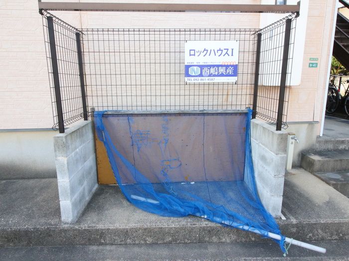 1K Apartment for Rent near Jirōmaru Station in Fukuoka - Thumbnail 2