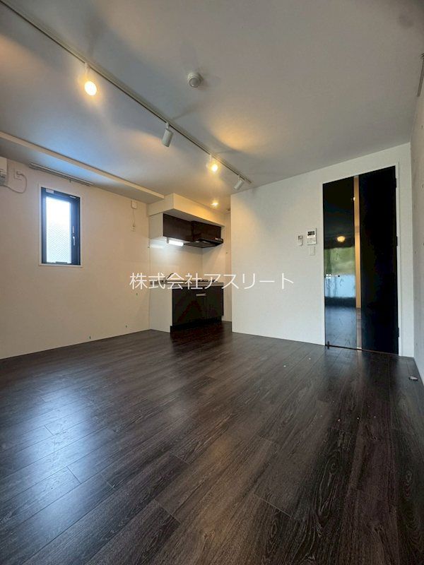 1LDK Apartment for Rent in Higashi-ku, Fukuoka City - Thumbnail 2