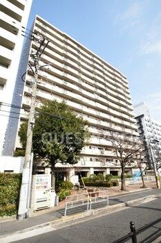 2LDK Apartment for Rent in Joto Ward, Osaka - Thumbnail 2