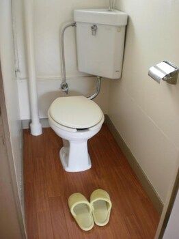 2K Apartment for Rent in Meguro, Tokyo - 37 sqm - Thumbnail 4