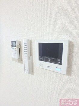1LDK Apartment for Rent in Neyagawa, Osaka - 41m² - Thumbnail 2