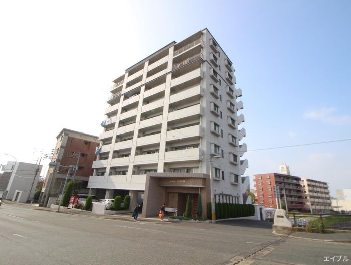 2LDK Apartment for Rent in Hakata-ku, Fukuoka - 57.33m² - Thumbnail 2